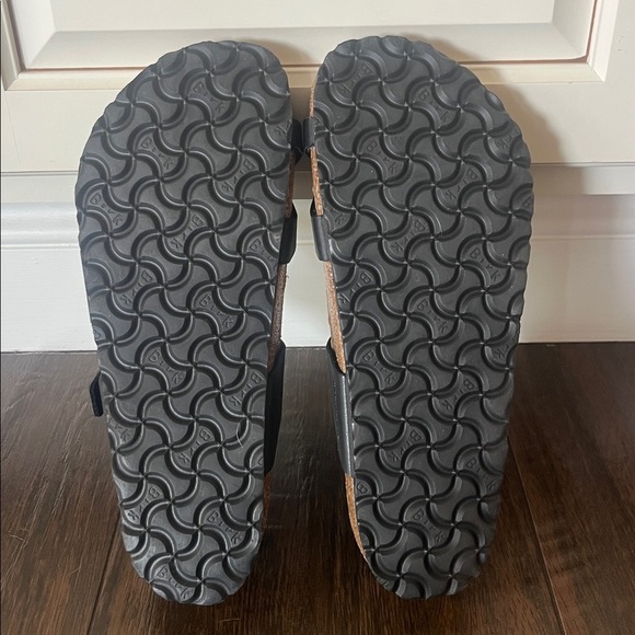 NWT BIRKENSTOCK Mayari Birki-Flor  
Sandals! - Picture 11 of 11